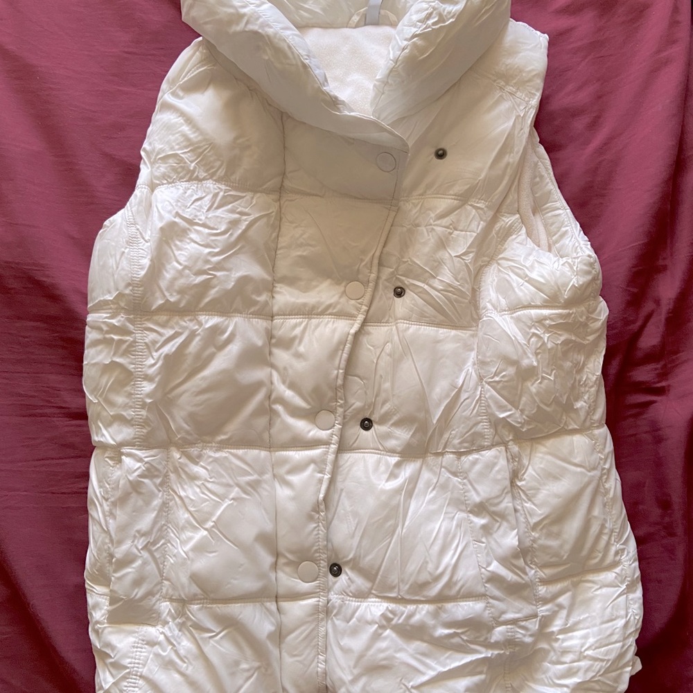 White vest